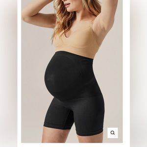 Blanqi maternity shorts